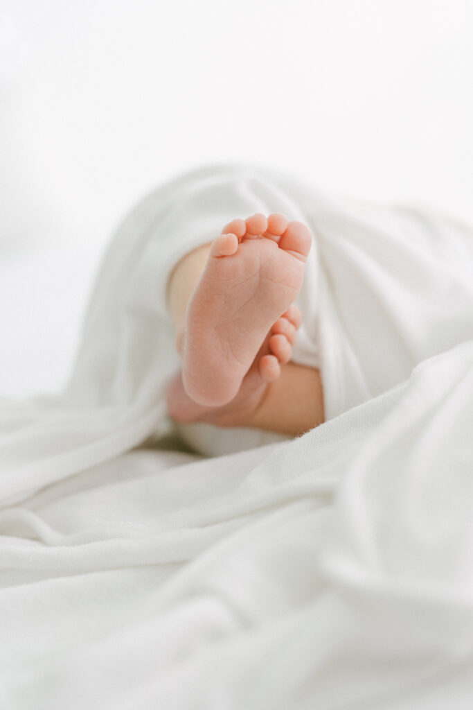 photo of a newborns foot